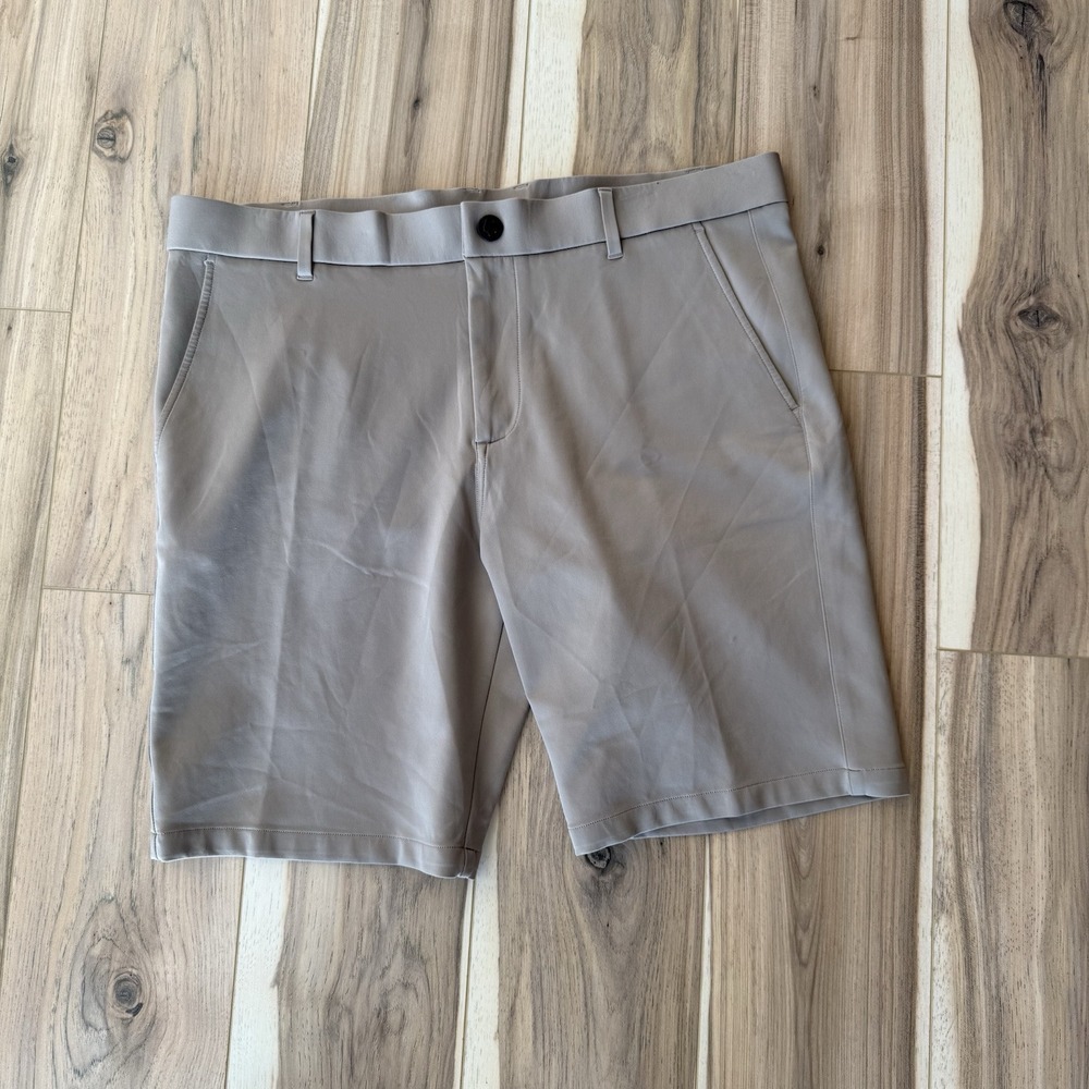 Greyson Golf Shorts Tan Brown Size 36
